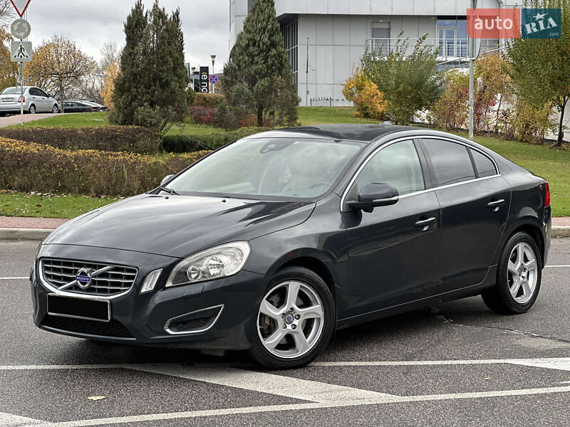 Седан Volvo S60 2012 в Киеве фото 2 Седан Volvo S60 2012 в Киеве