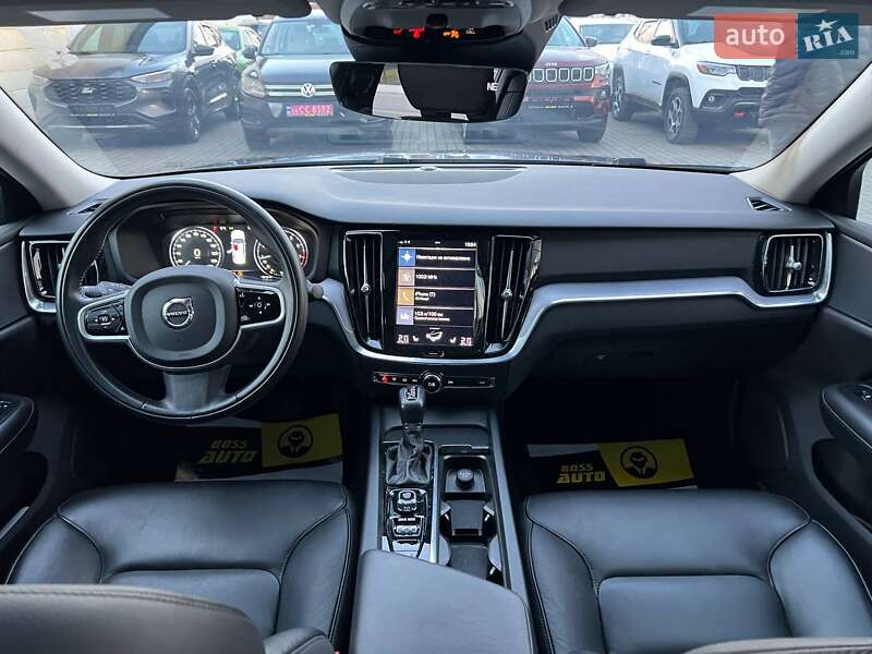 Седан Volvo S60 2019 в Івано-Франківську