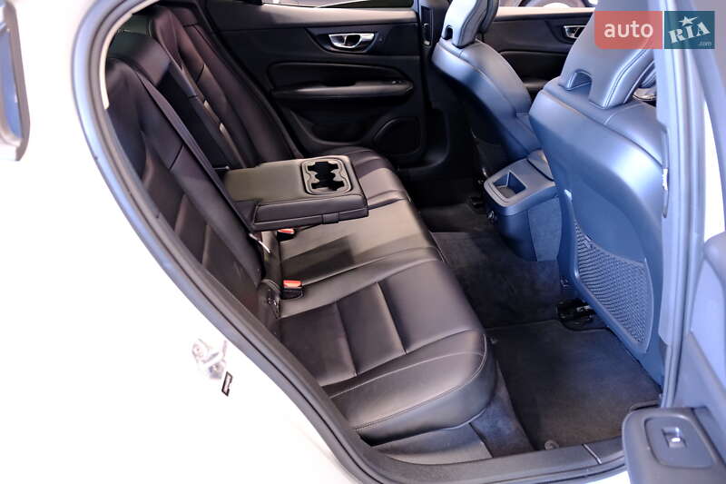 Седан Volvo S60 2018 в Одесі