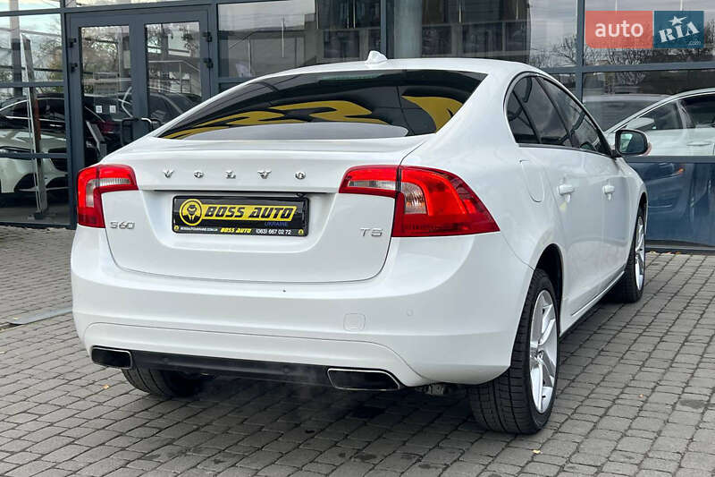 Седан Volvo S60 2014 в Івано-Франківську