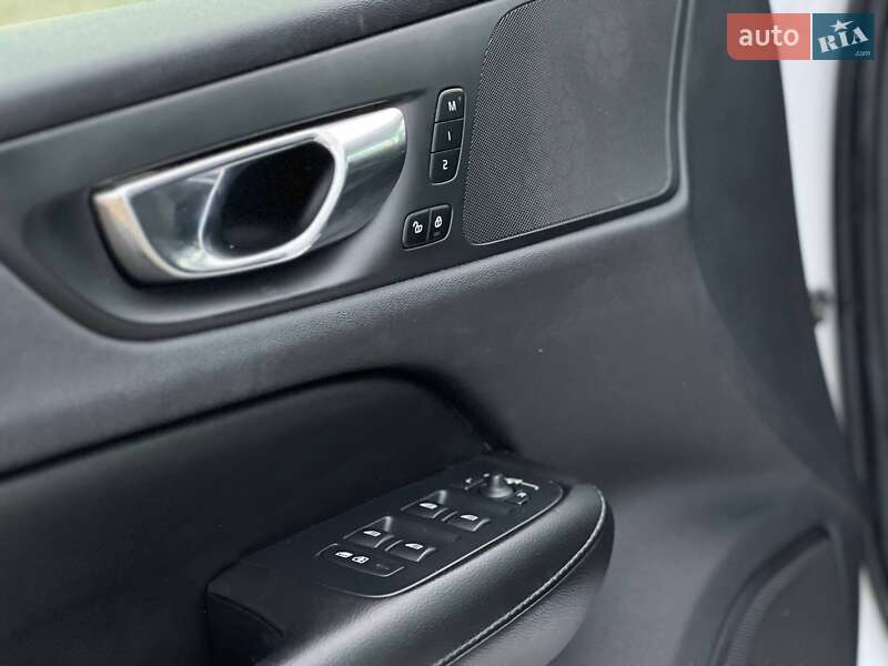 Седан Volvo S60 2019 в Стрые фото 27 Седан Volvo S60 2019 в Стрые