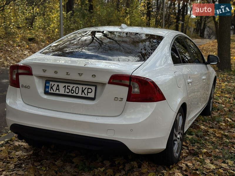 Седан Volvo S60 2013 в Києві фото 10 Седан Volvo S60 2013 в Києві