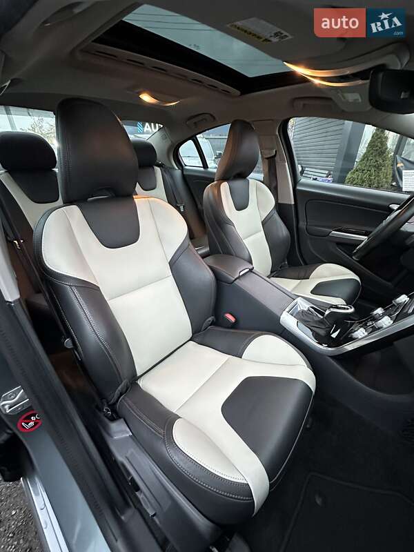Седан Volvo S60 2015 в Белогородке фото 21 Седан Volvo S60 2015 в Белогородке