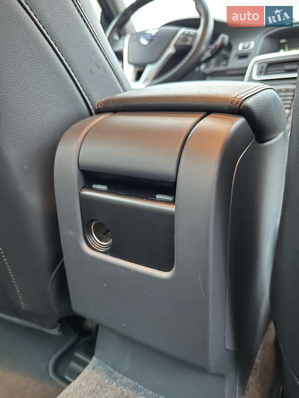 Седан Volvo S60 2015 в Белогородке фото 26 Седан Volvo S60 2015 в Белогородке