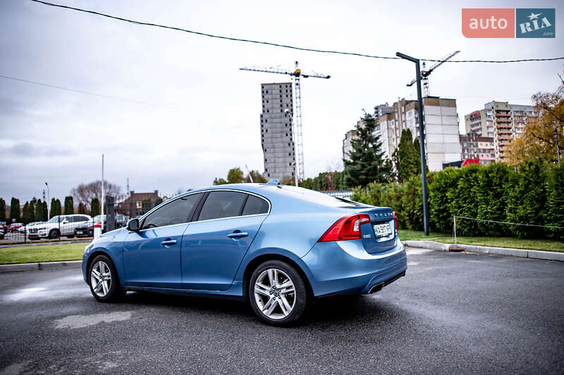 Седан Volvo S60 2013 в Броварах