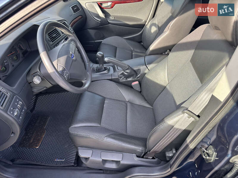 Седан Volvo S60 2003 в Києві