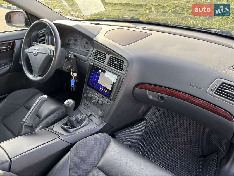 Седан Volvo S60 2003 в Києві