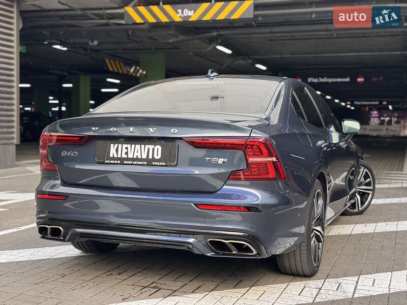 Седан Volvo S60 2019 в Киеве фото 6 Седан Volvo S60 2019 в Киеве