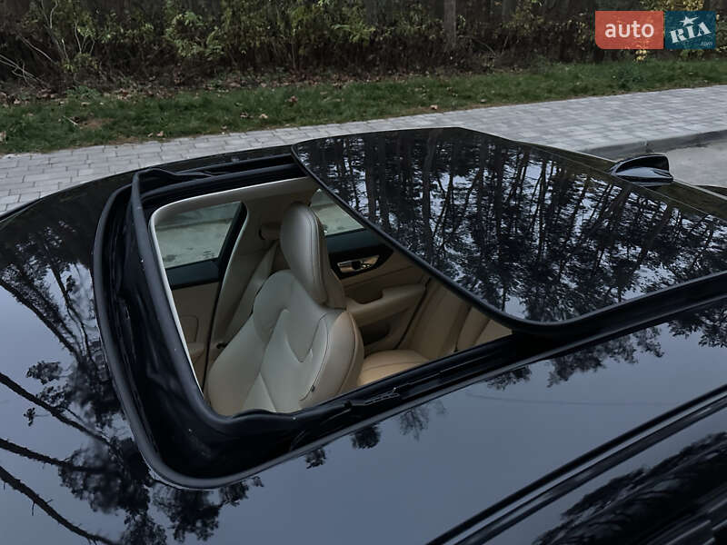 Седан Volvo S60 2019 в Житомире фото 6 Седан Volvo S60 2019 в Житомире