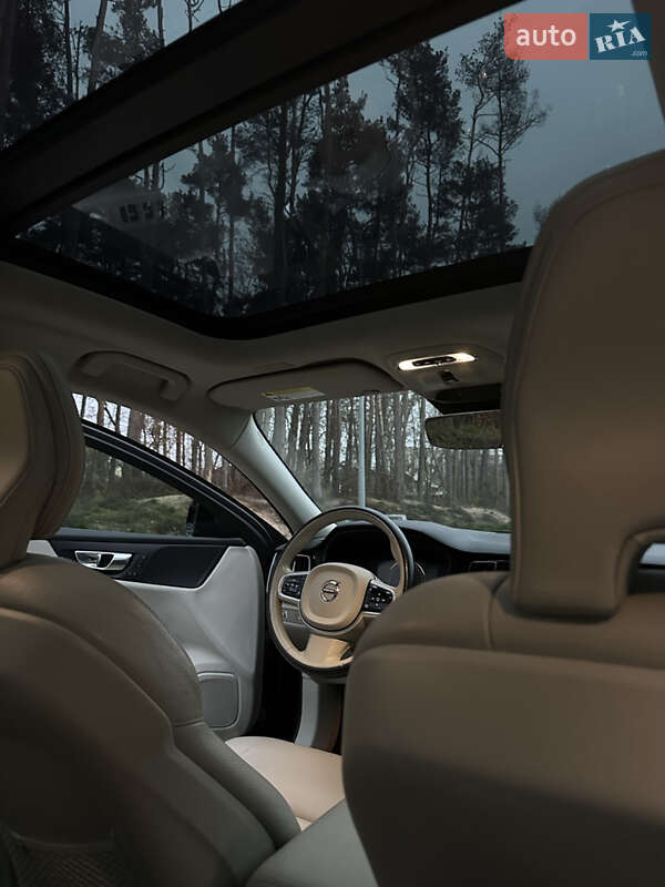 Седан Volvo S60 2019 в Житомире фото 28 Седан Volvo S60 2019 в Житомире