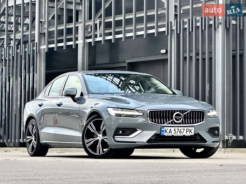 Volvo S60 2021