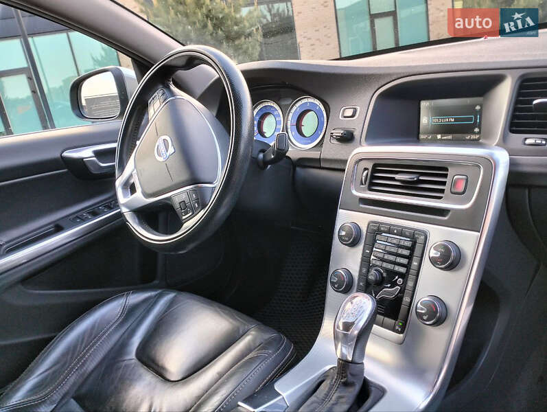 Седан Volvo S60 2012 в Новодністровську фото 7 Седан Volvo S60 2012 в Новодністровську