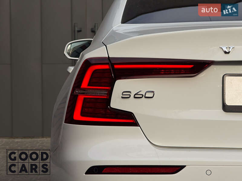 Седан Volvo S60 2020 в Одессе