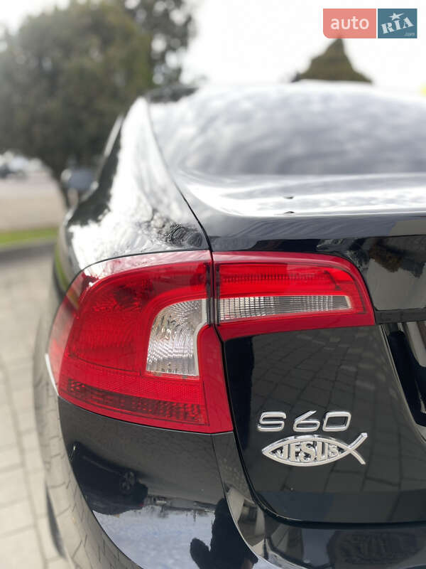 Седан Volvo S60 2012 в Івано-Франківську