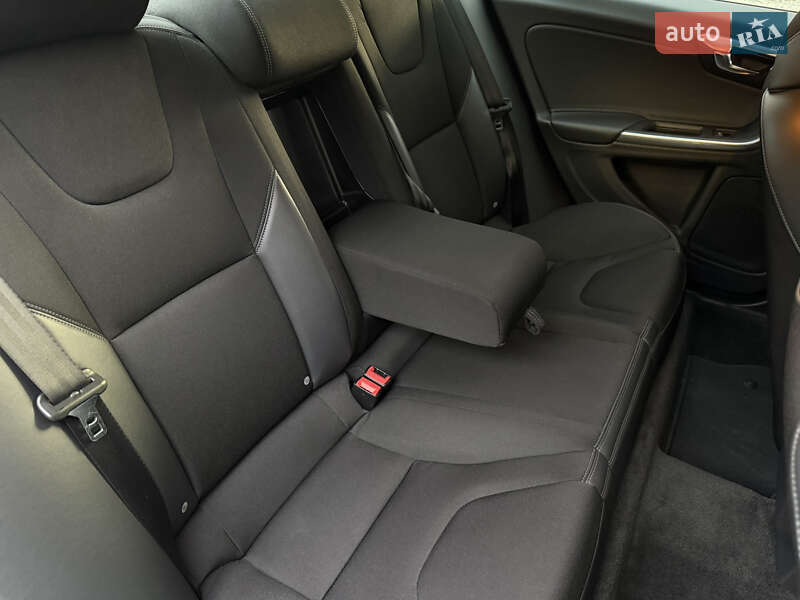 Седан Volvo S60 2016 в Івано-Франківську фото 16 Седан Volvo S60 2016 в Івано-Франківську