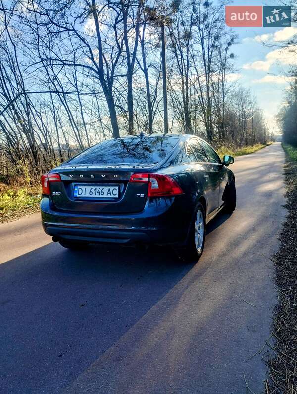 Седан Volvo S60 2011 в Житомире