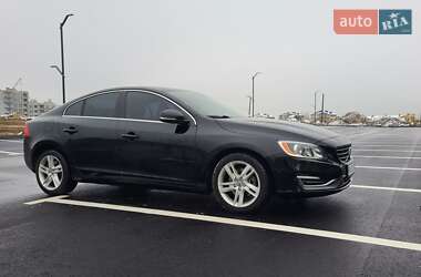 Седан Volvo S60 2014 в Ровно