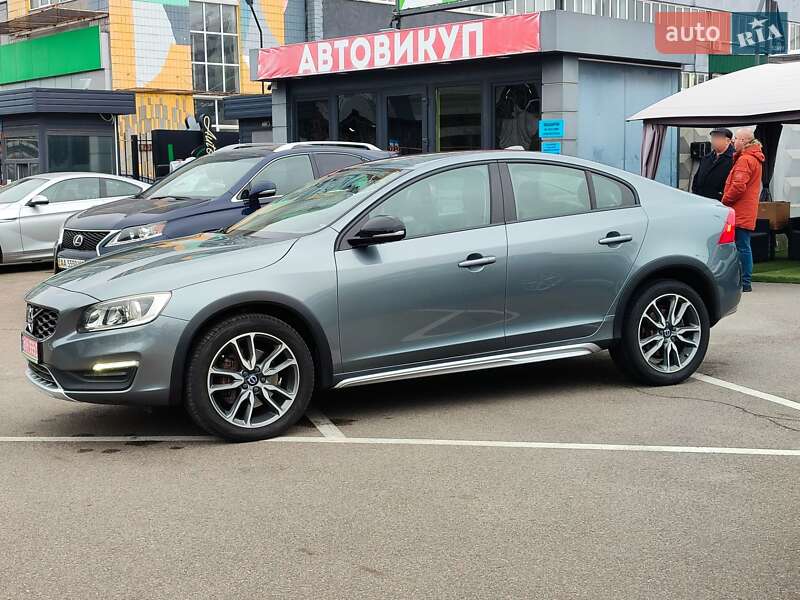 Седан Volvo S60 2017 в Києві