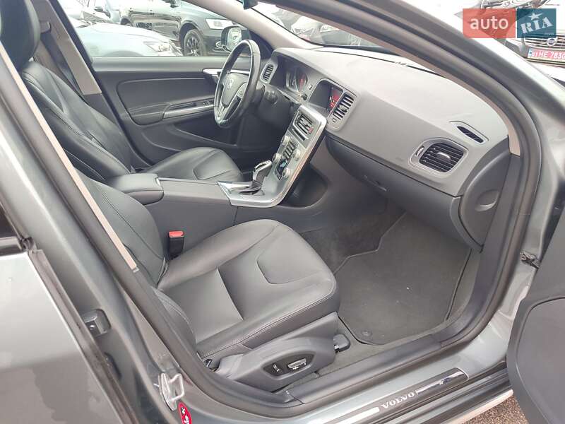 Седан Volvo S60 2017 в Києві