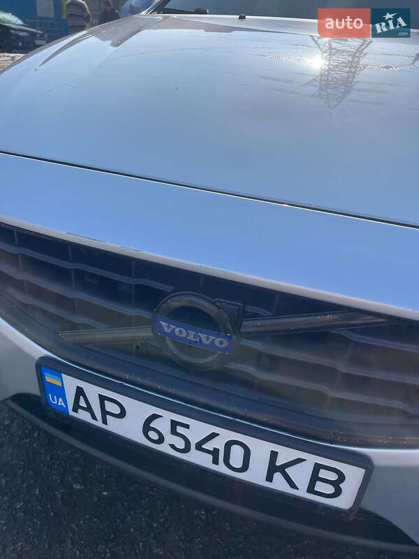 Седан Volvo S60 2011 в Запорожье