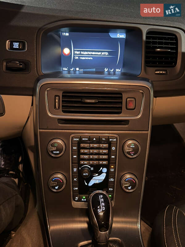 Седан Volvo S60 2014 в Киеве фото 13 Седан Volvo S60 2014 в Киеве