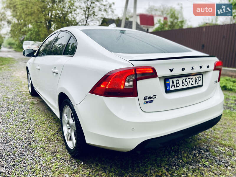 Седан Volvo S60 2011 в Вінниці