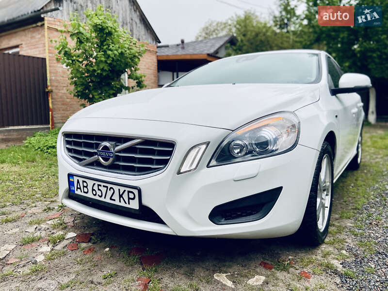 Седан Volvo S60 2011 в Вінниці