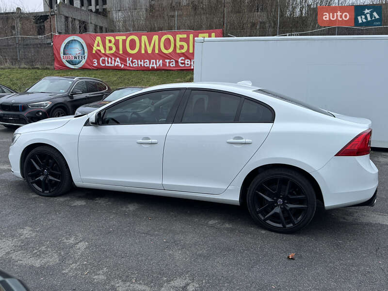 Седан Volvo S60 2017 в Львове