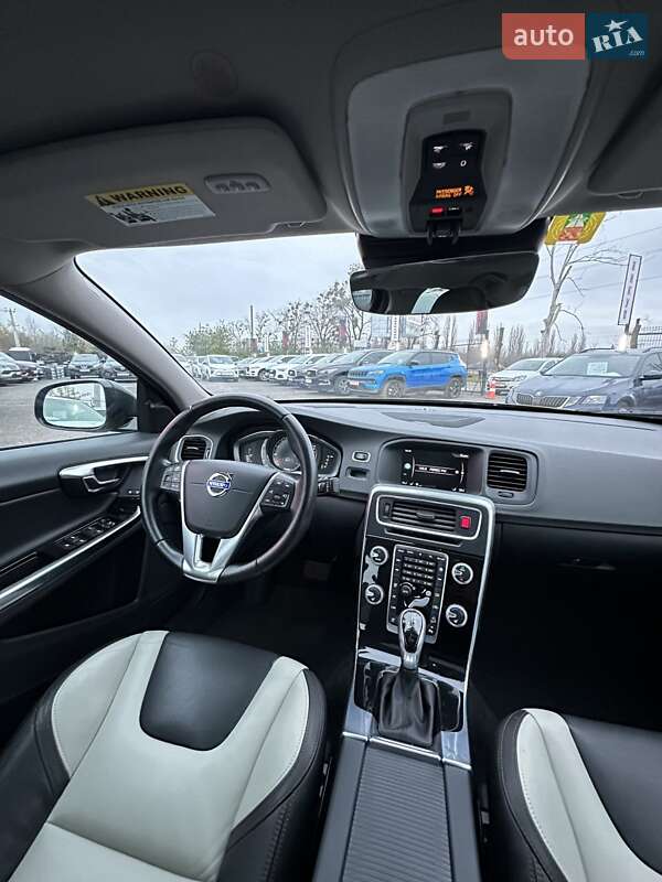 Седан Volvo S60 2015 в Белогородке фото 32 Седан Volvo S60 2015 в Белогородке