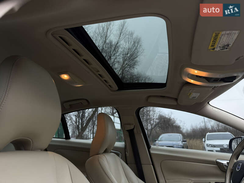 Седан Volvo S60 2014 в Ивано-Франковске фото 20 Седан Volvo S60 2014 в Ивано-Франковске