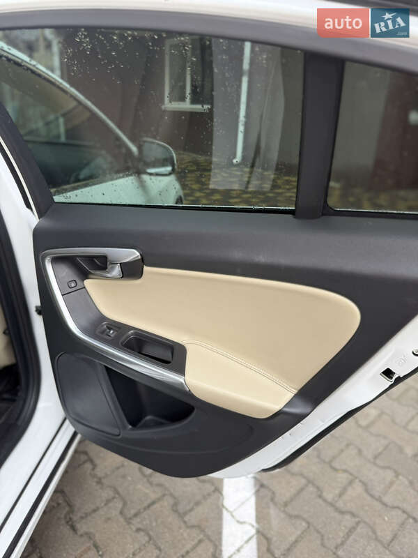 Седан Volvo S60 2016 в Софиевской Борщаговке фото 19 Седан Volvo S60 2016 в Софиевской Борщаговке