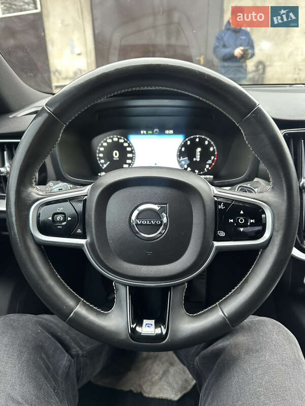 Седан Volvo S60 2019 в Одессе фото 7 Седан Volvo S60 2019 в Одессе