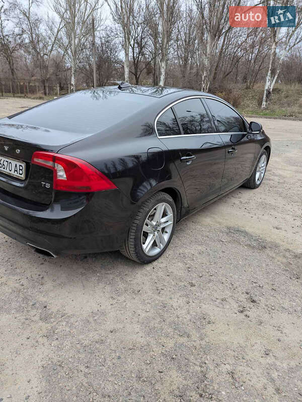 Седан Volvo S60 2013 в Запорожье