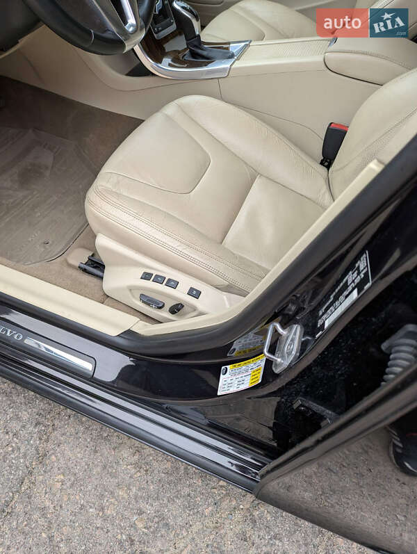 Седан Volvo S60 2013 в Запорожье