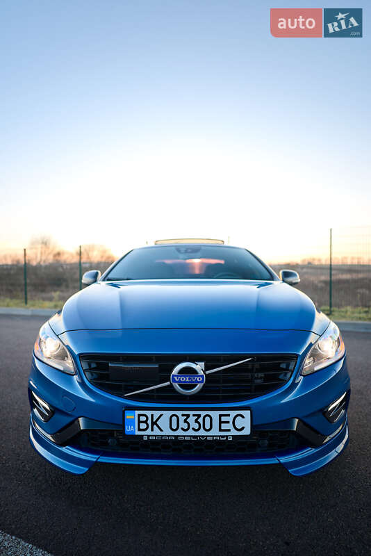 Седан Volvo S60 2017 в Ровно
