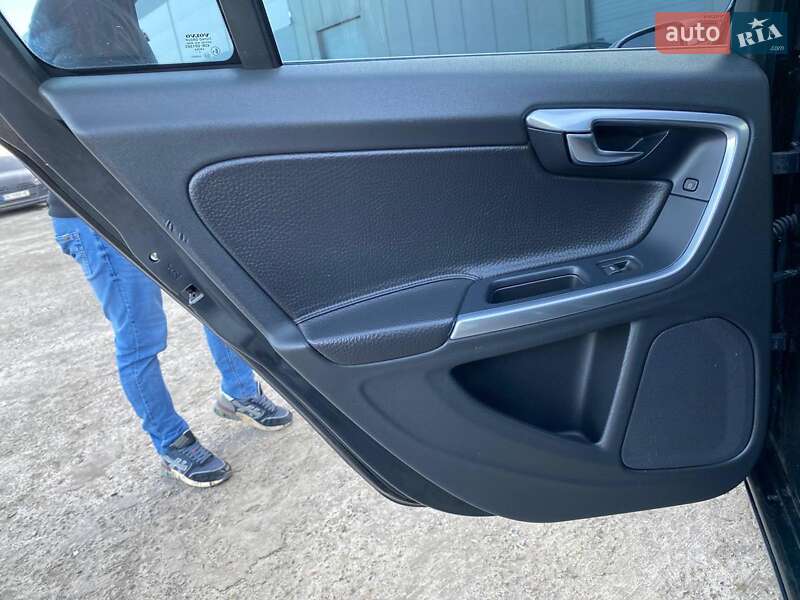 Седан Volvo S60 2011 в Львове фото 17 Седан Volvo S60 2011 в Львове