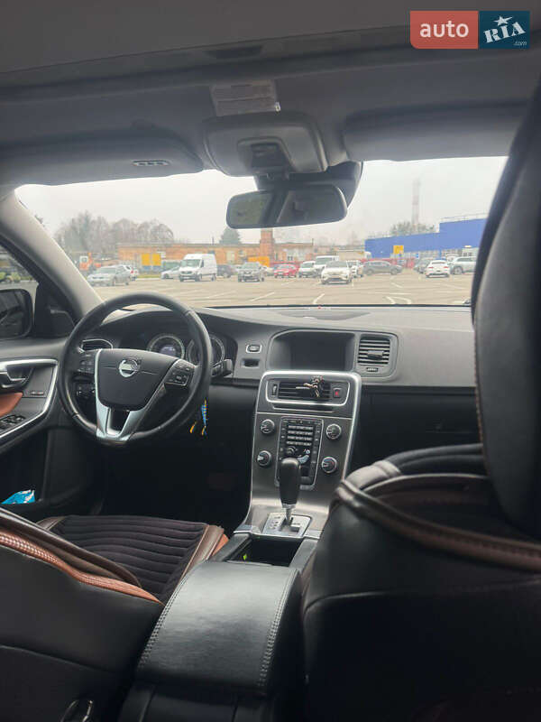 Седан Volvo S60 2011 в Житомире