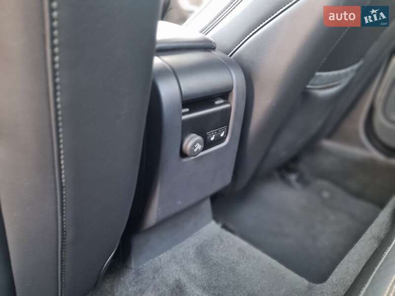 Седан Volvo S60 2015 в Ивано-Франковске