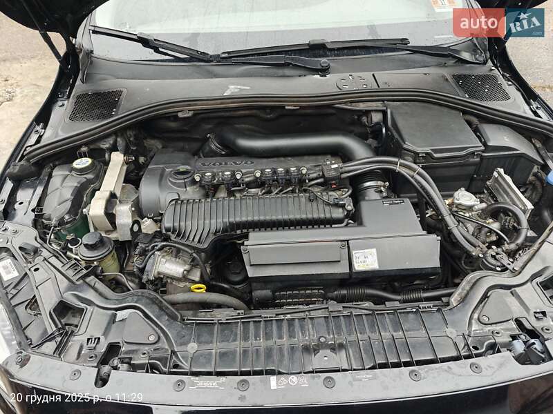 Седан Volvo S60 2013 в Полтаве