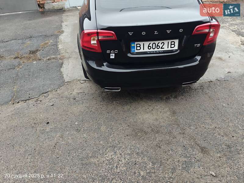 Седан Volvo S60 2013 в Полтаве