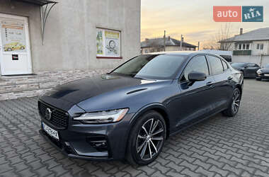 Седан Volvo S60 2021 в Луцке
