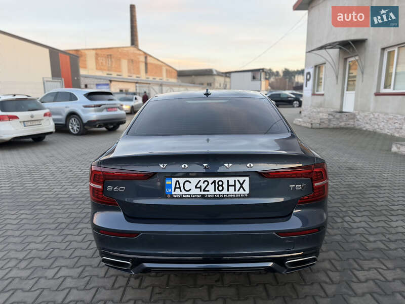 Седан Volvo S60 2021 в Луцьку