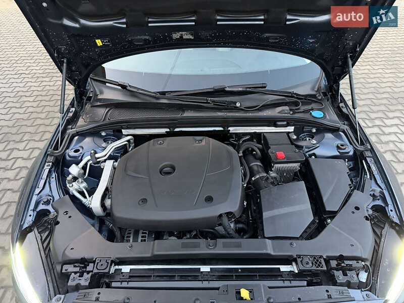 Седан Volvo S60 2021 в Луцьку
