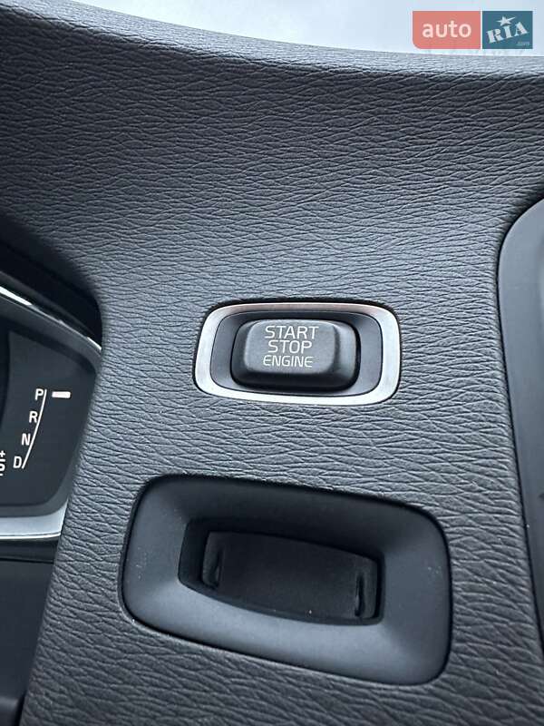 Седан Volvo S60 2015 в Белогородке