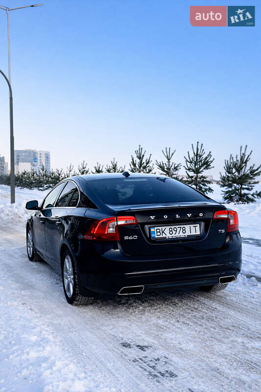 Седан Volvo S60 2015 в Ровно фото 19 Седан Volvo S60 2015 в Ровно