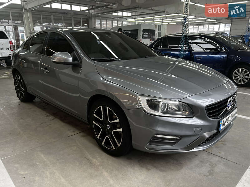Седан Volvo S60 2016 в Николаеве фото Седан Volvo S60 2016 в Николаеве