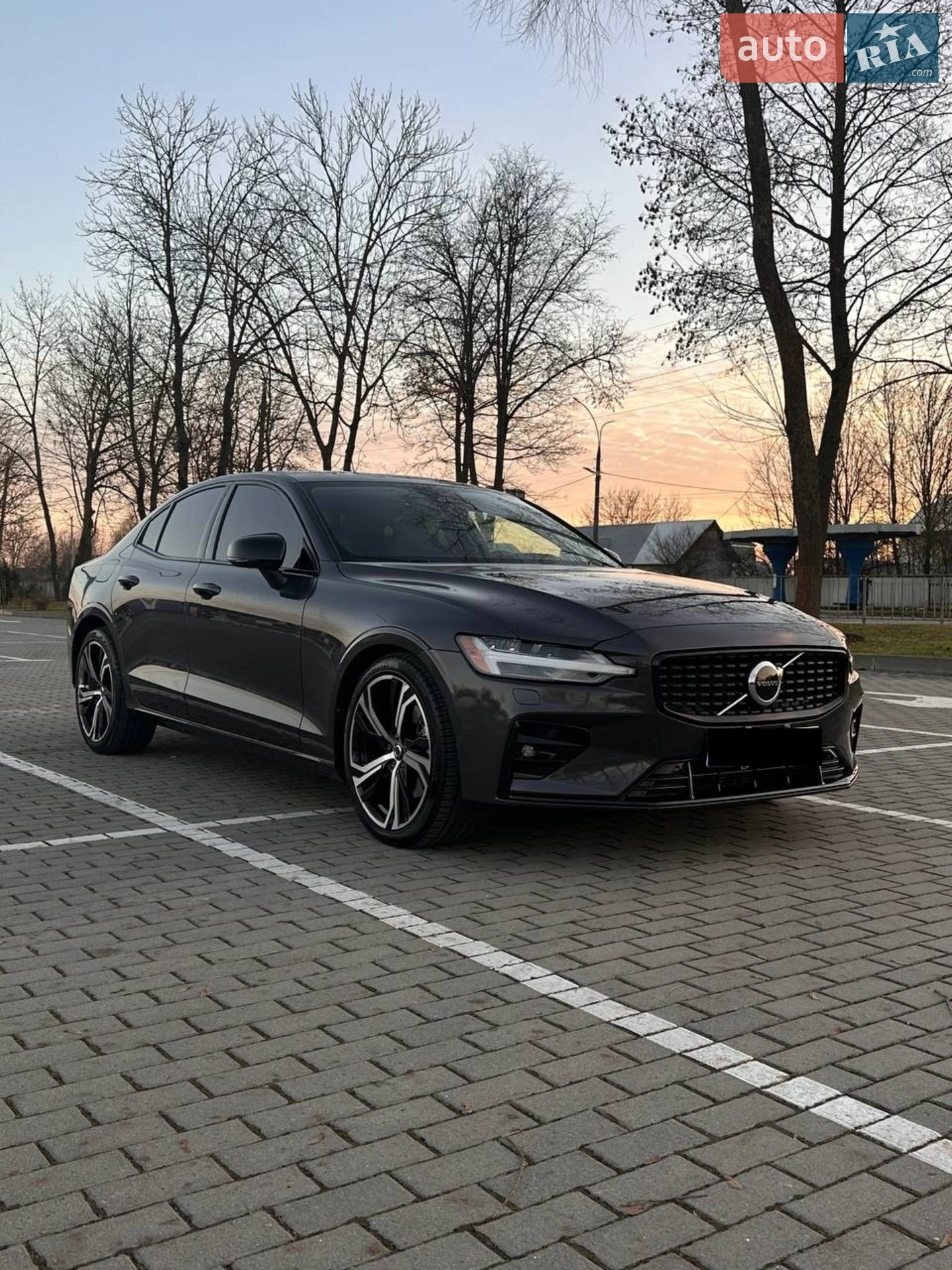 2024 Volvo S60 - фото 1