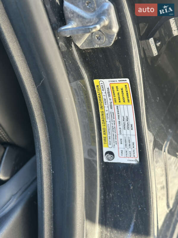 Седан Volvo S60 2011 в Львове