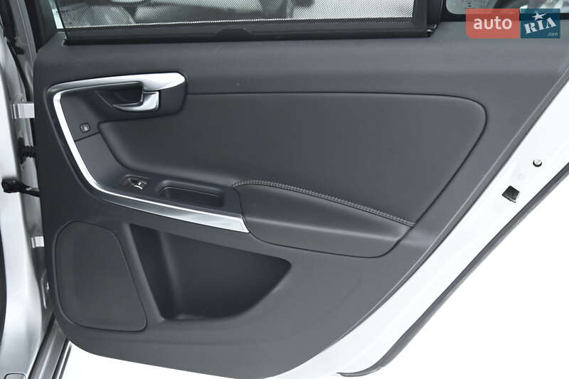 Седан Volvo S60 2018 в Бердичеве