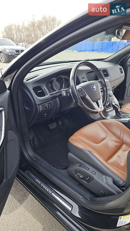 Седан Volvo S60 2014 в Киеве фото 26 Седан Volvo S60 2014 в Киеве